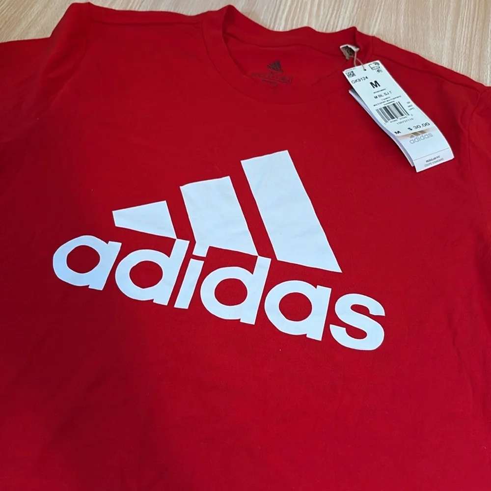 Adidas tee shirt regular fit red white NWT